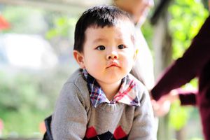 小孩耳屎多正常吗?